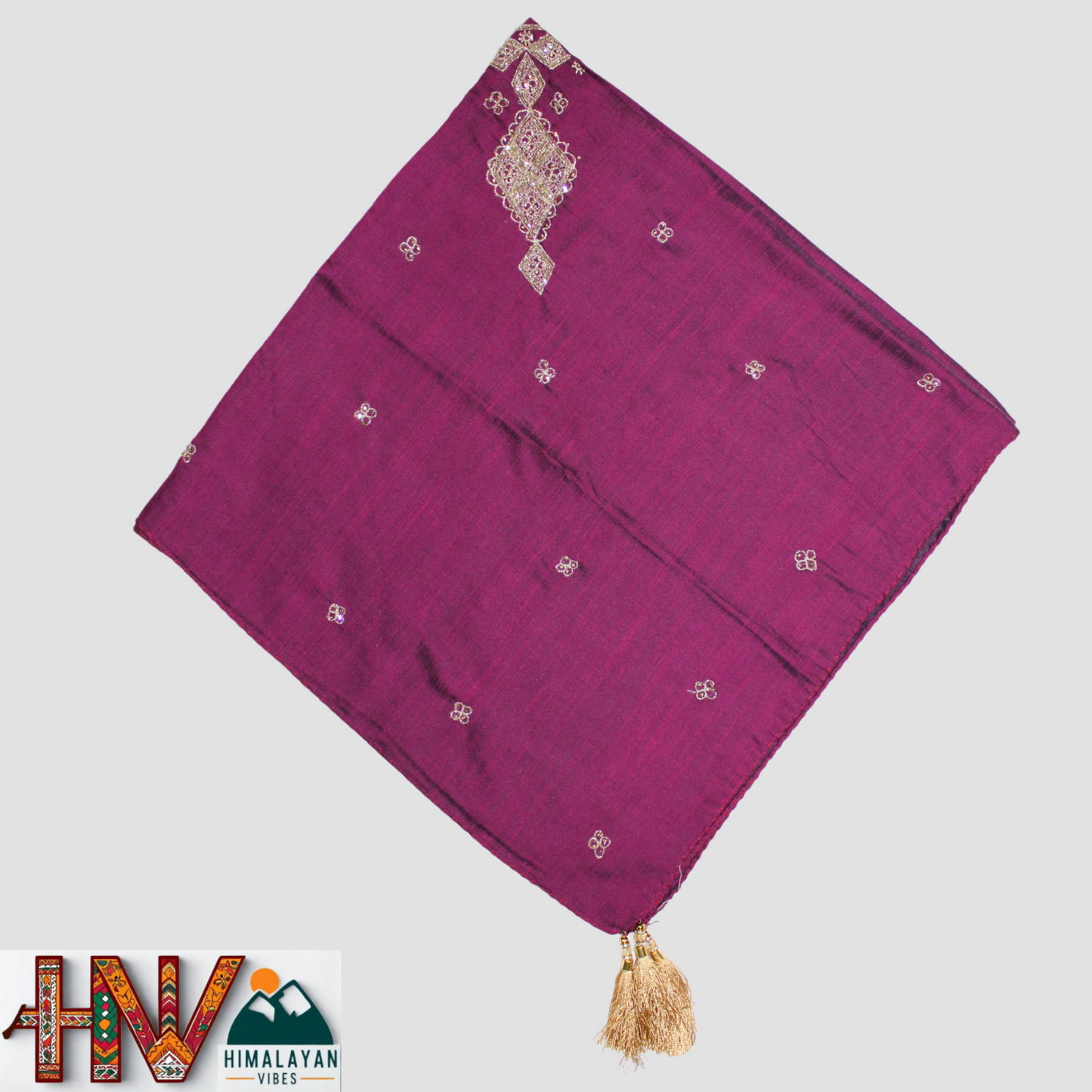 White Sadri & Wine Embroidered Dhatu Combo