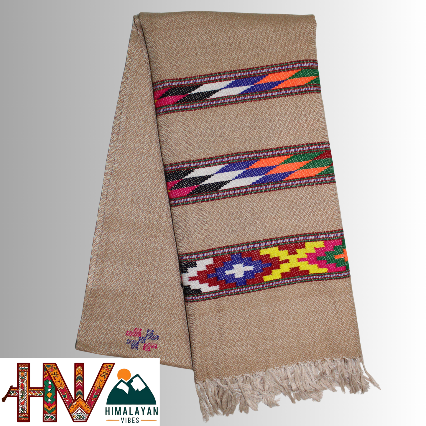 Handwoven Beige Kullu Shawl – With Intricate Design 3 Patti & Traditional Himalayan Craftsmanship