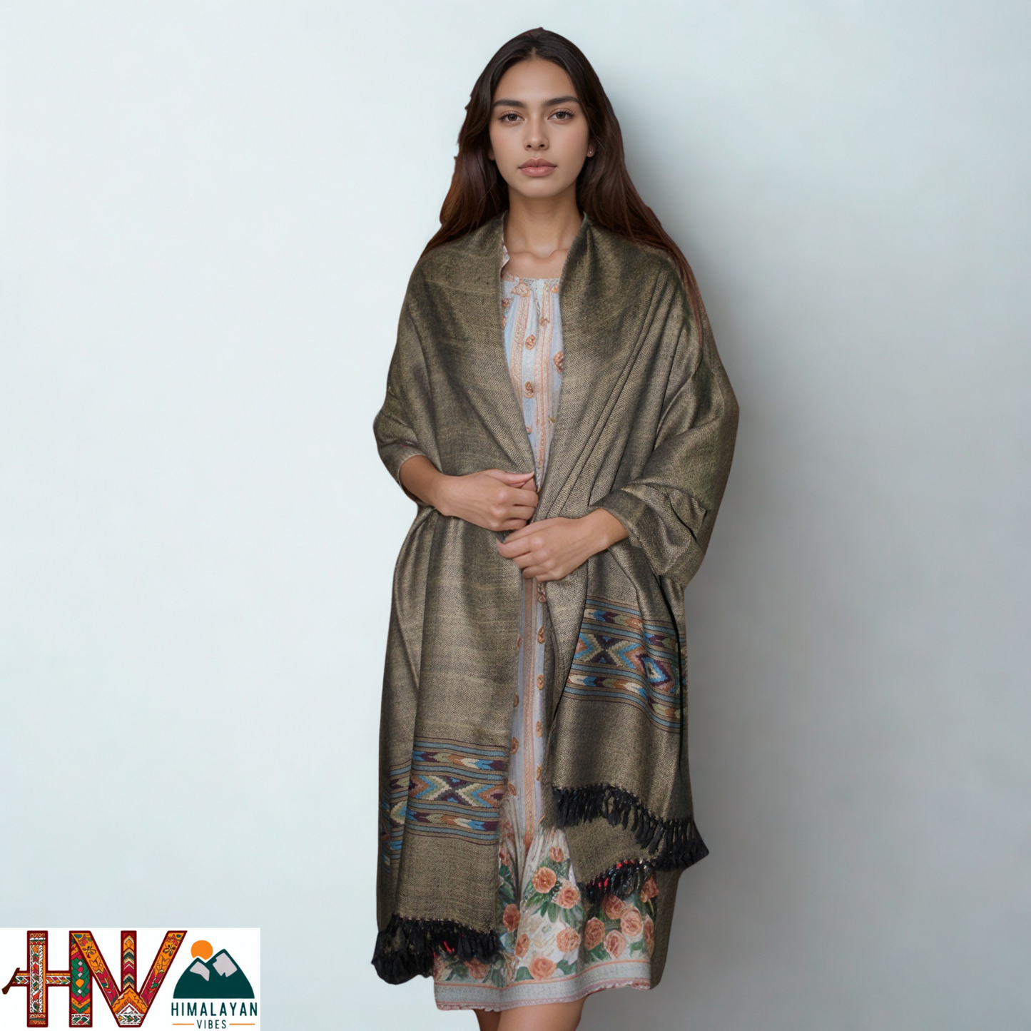 Handwoven Olive Green Kullu Shawl – With Intricate Design Patti & Traditional Himalayan Craftsmanship